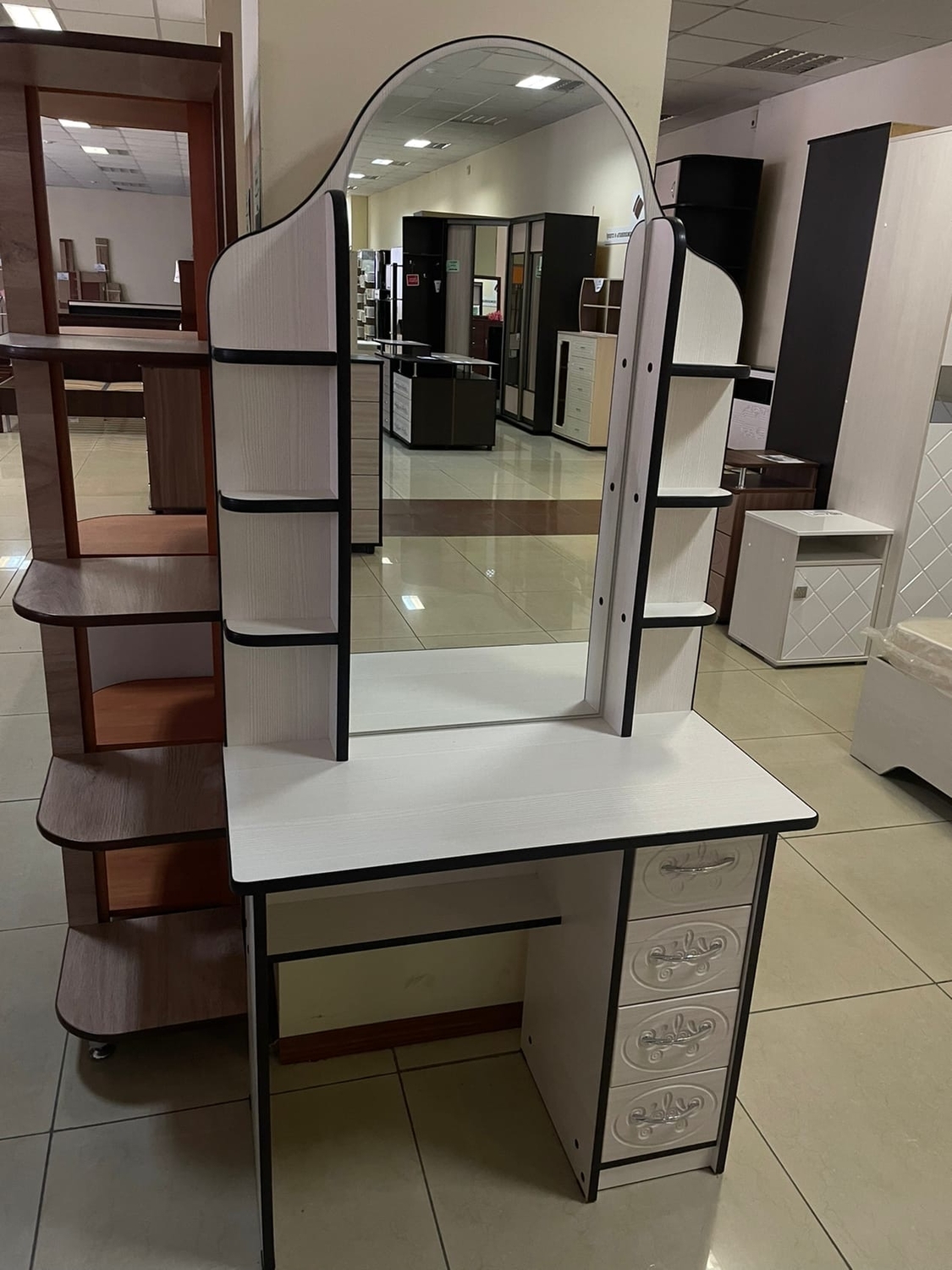 Туалетный стол тр-2м