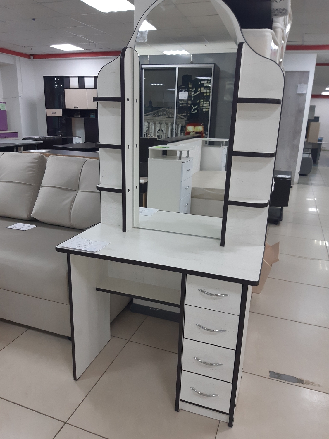 Туалетный стол тр-2